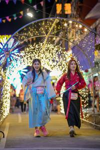 BIB: 8087, 8077
                            <button type="button" onclick="openModal(24742903)" class="btn btn-primary btn-sm float-right btn-popup" data-toggle="modal" data-target=".modal-high-quality">
                        <i class="fas fa-shopping-cart"></i> Add to Cart
                    </button>
                                            <button type="button" onclick="isThisMe(24742903, true)" class="btn btn-success btn-sm float-right btn-popup btn-isme hidden" data-toggle="tooltip" data-placement="bottom" title="นี่คือรูปของคุณใช่ไหม คลิกที่นี่เพื่อเอาเข้าอัลบั้ม">
                        <i class="fas fa-plus"></i> Add to album
                    </button>
                    <button type="button" onclick="isThisMe(24742903, false)" class="btn btn-warning btn-sm float-right btn-popup btn-isnotme hidden">
                        <i class="fas fa-ban"></i> Remove from album
                    </button>